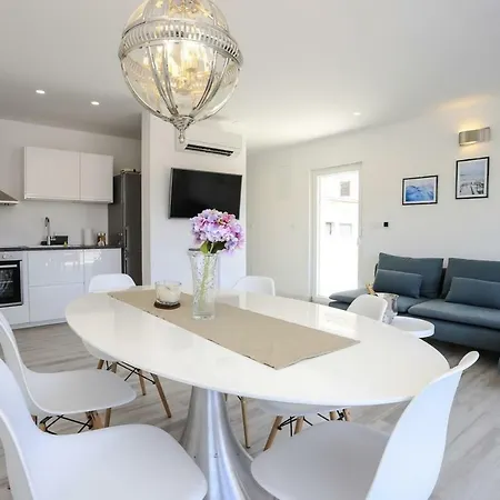 וילה Adastra Vinišće